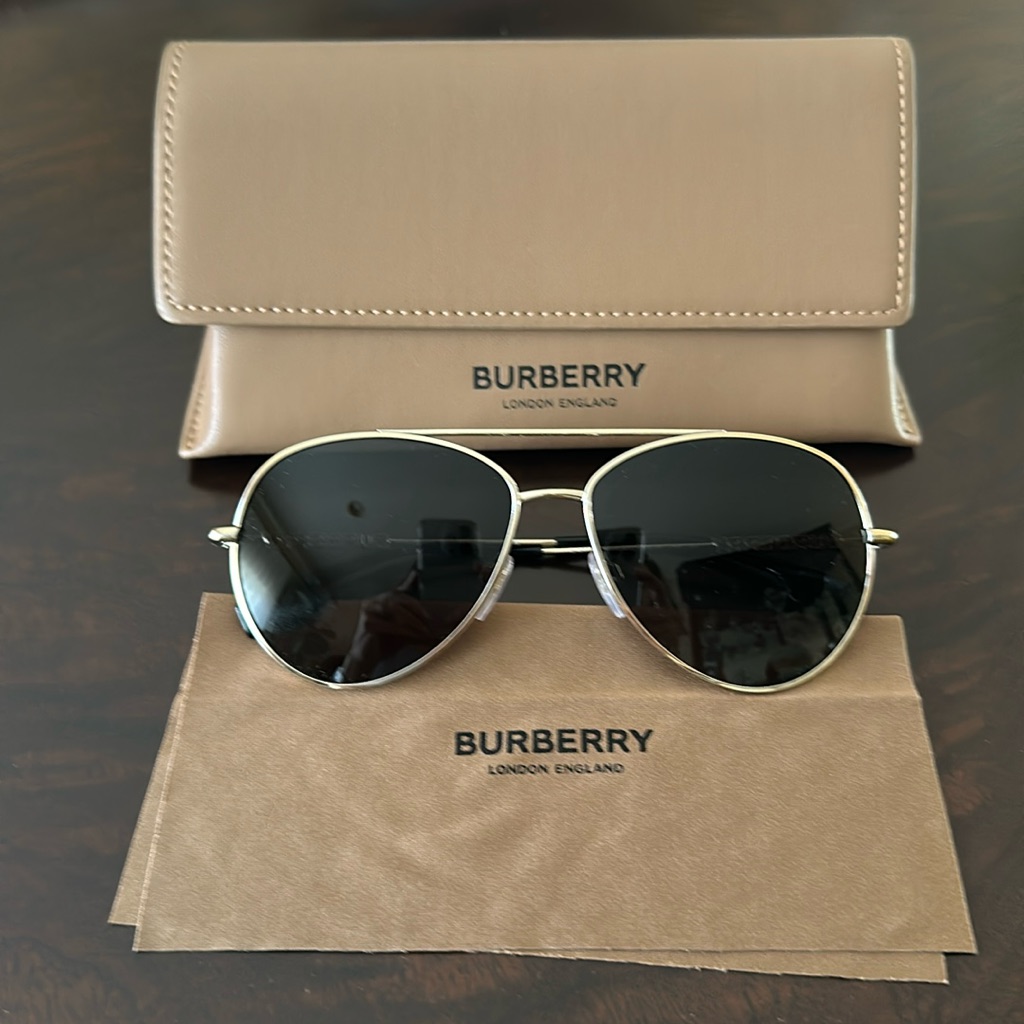 Burberry Brand New Aviator Pilot Sunglasses Subtle Gold Finish 58 Nib